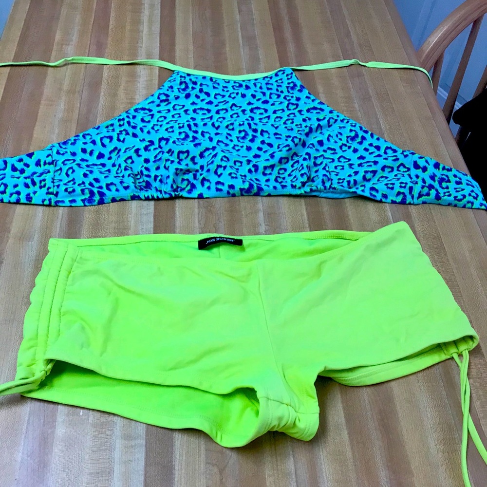 Bathing suit